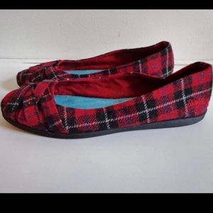 Red Plaid Flannel Casual Flats Size 9 Blowfish